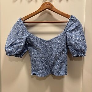 Abercrombie & Fitch Cropped Smocked Blue Floral Puff Sleeve Top